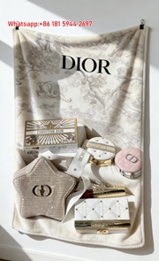 Christian Dior Beauty Gift Set Luxury Flannel Sofa Throw Blanket D184